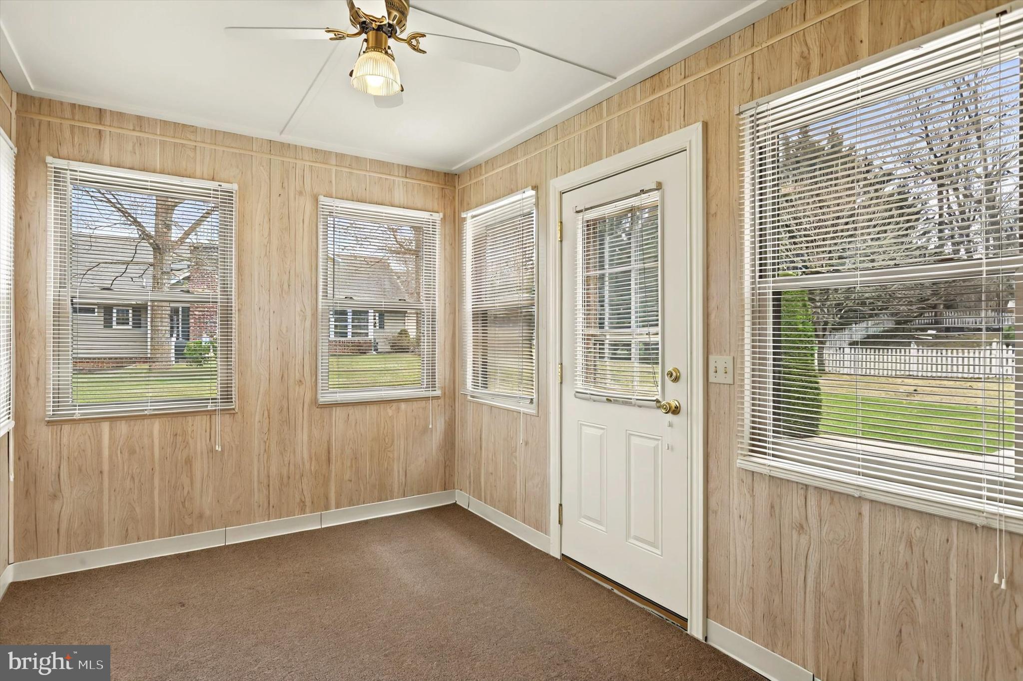 PENN NATIONAL GOLF COURSE COMMUNITY - Residential