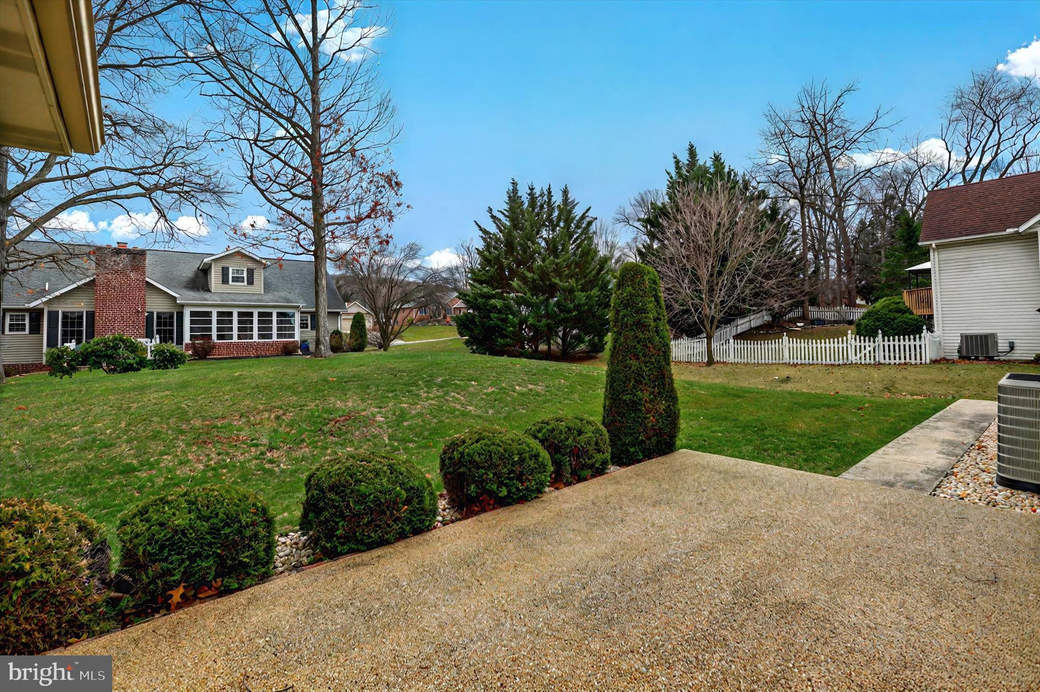 PENN NATIONAL GOLF COURSE COMMUNITY - Residential