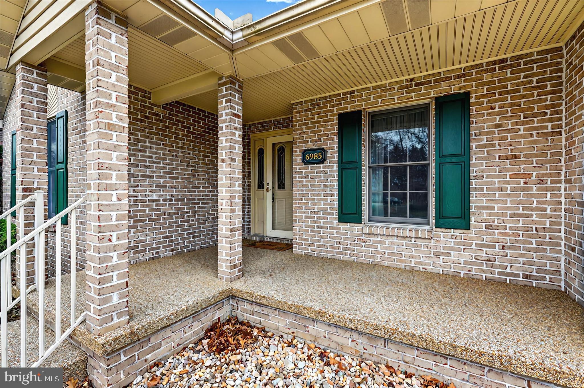 PENN NATIONAL GOLF COURSE COMMUNITY - Residential