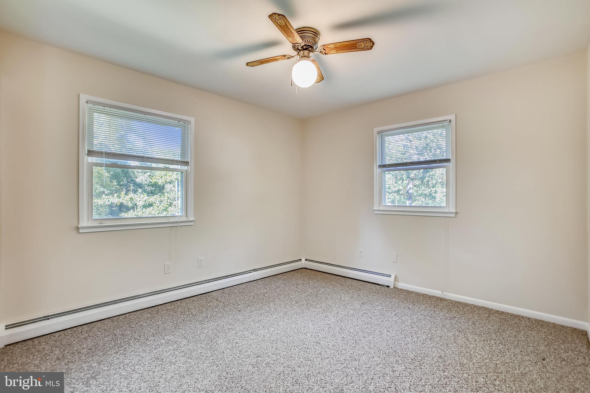 NORTH IDYLWOOD - Residential