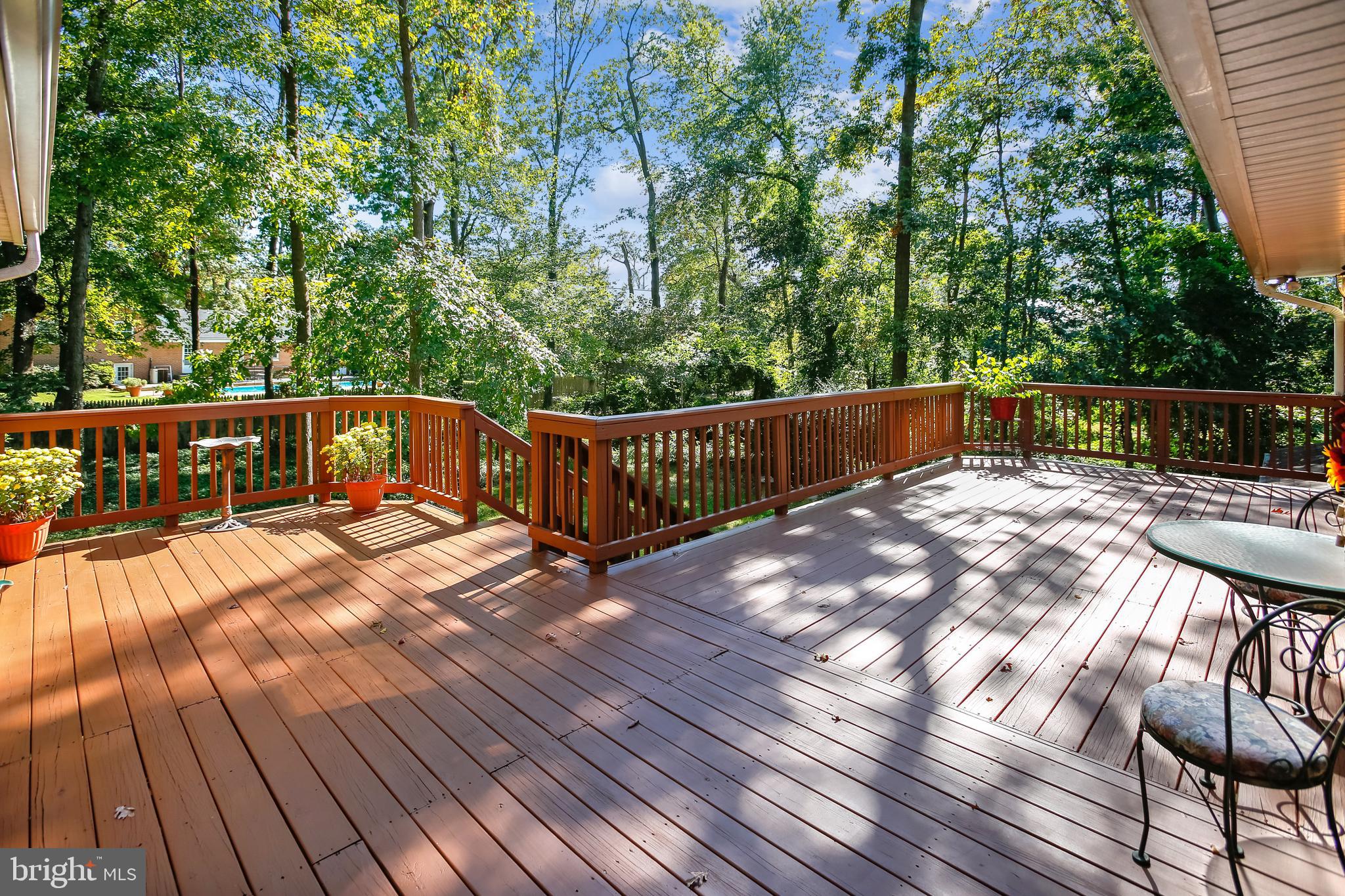 NORTH IDYLWOOD - Residential