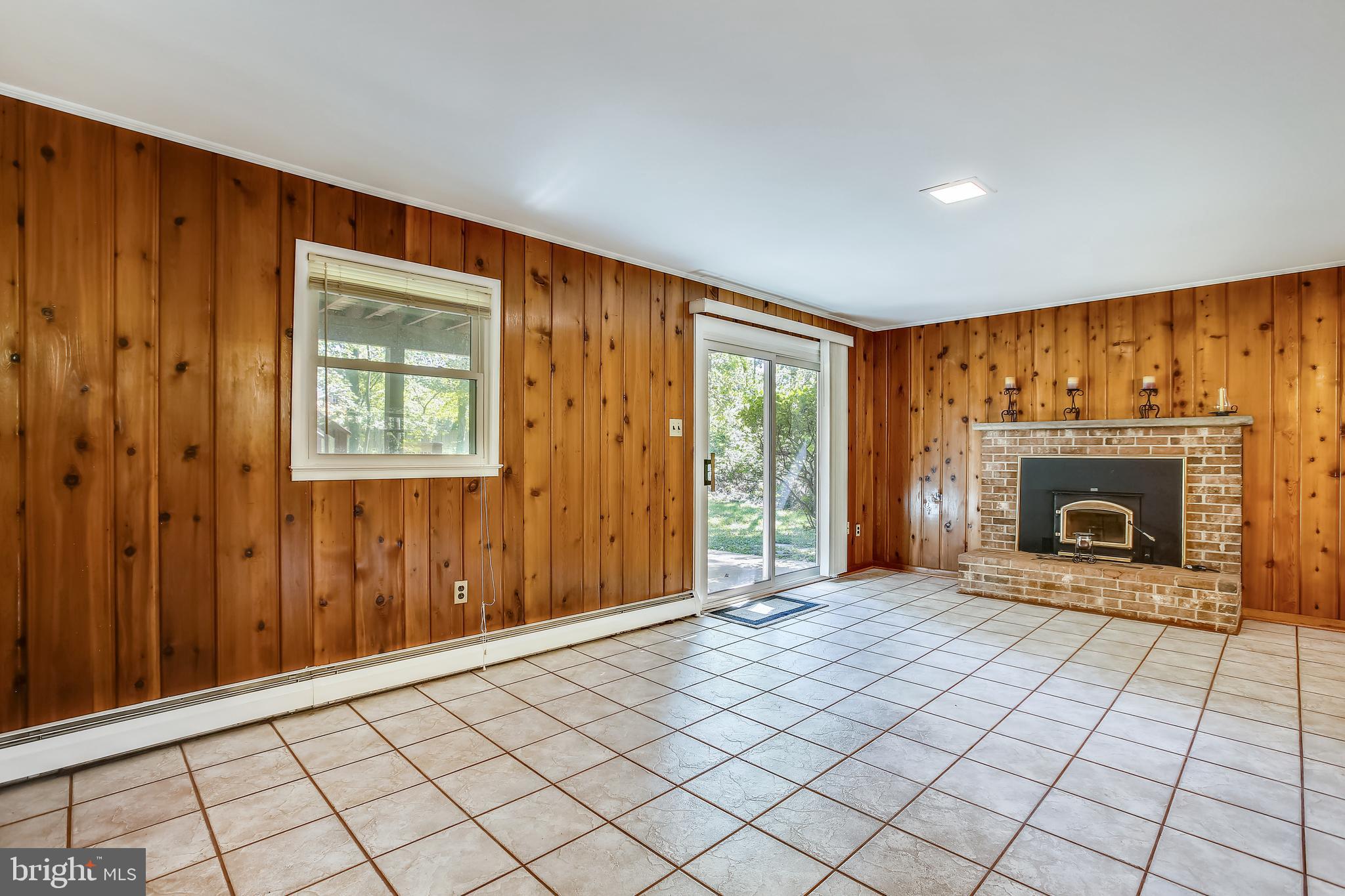 NORTH IDYLWOOD - Residential