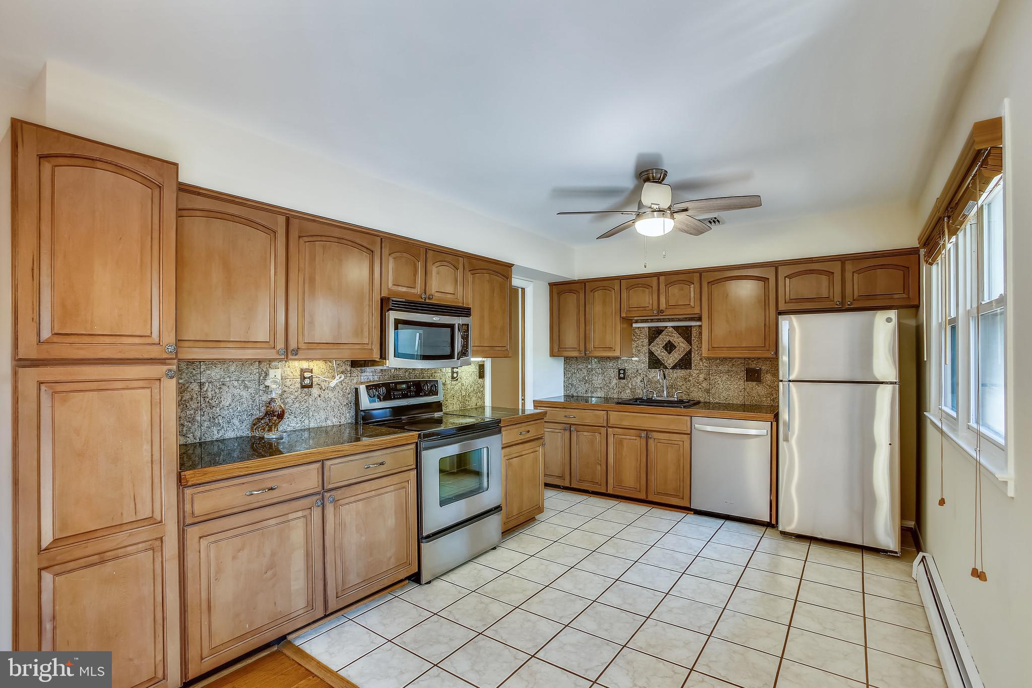 NORTH IDYLWOOD - Residential