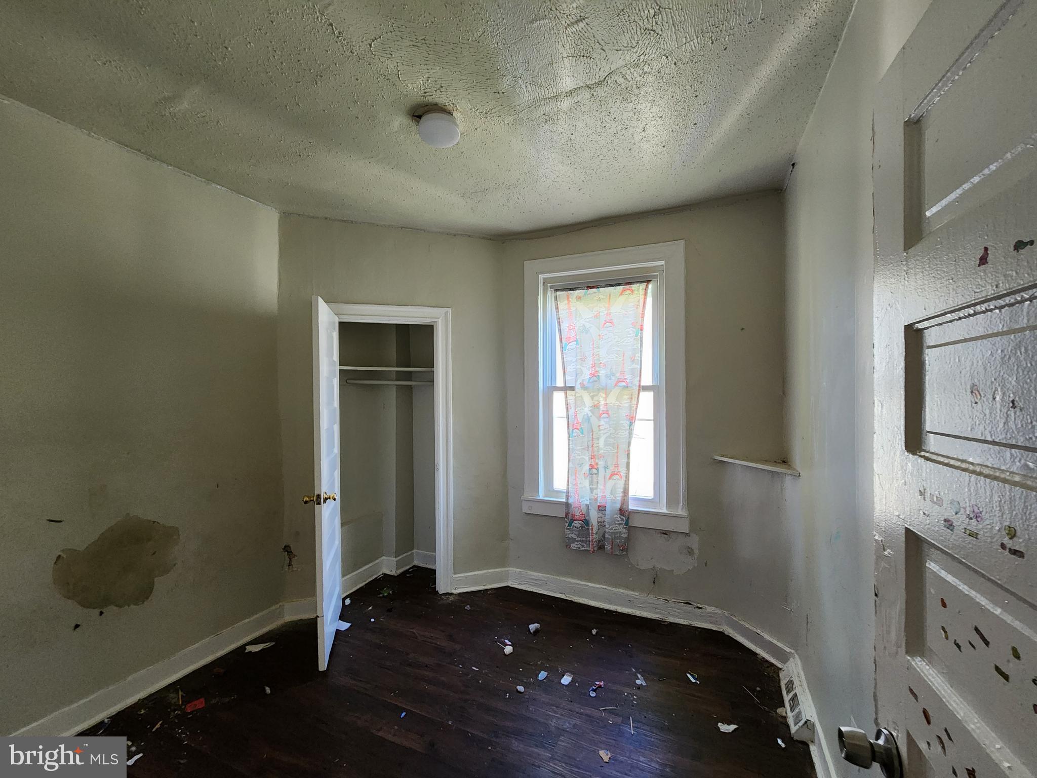 ROSEMONT - Residential