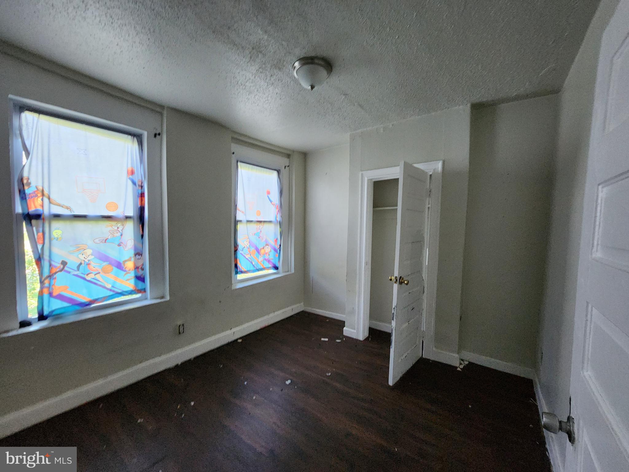 ROSEMONT - Residential