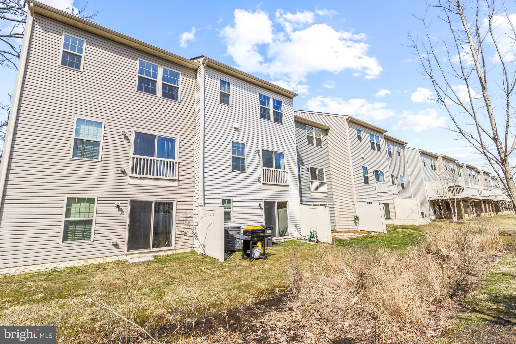 FIELDCREST GLEN - Residential