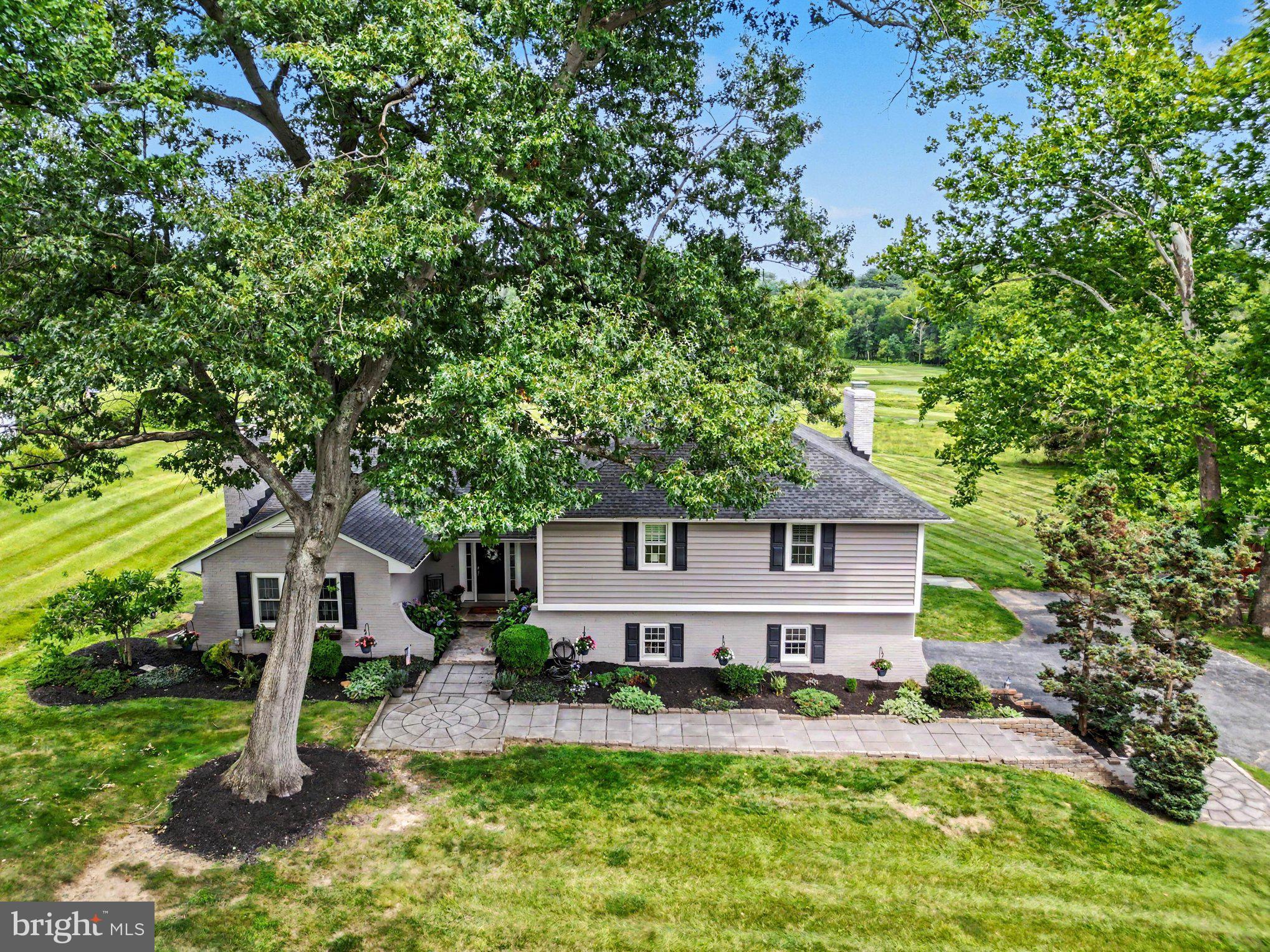 1509 ROLLING ROAD