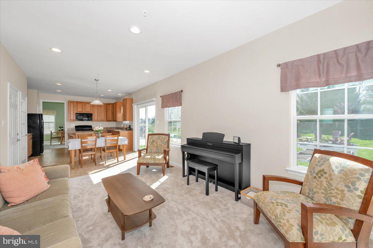 CLOVER RIDGE - Residential