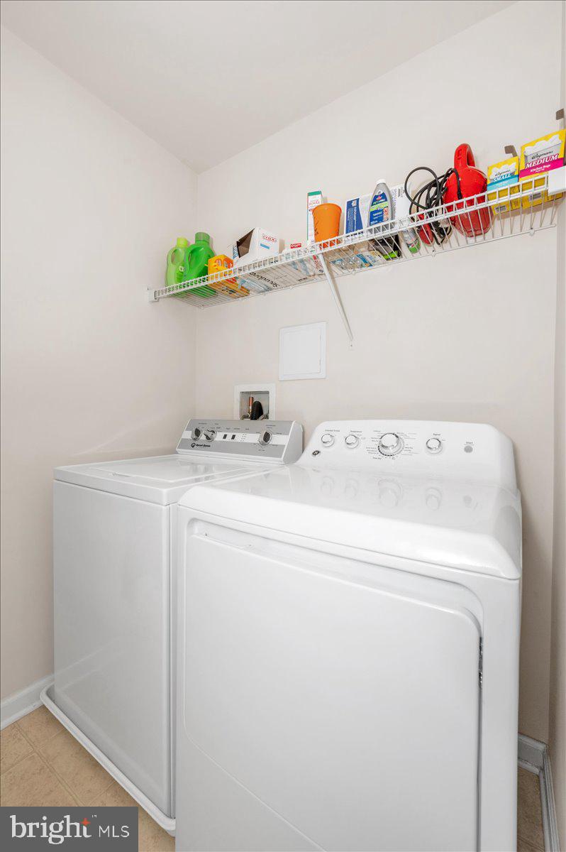 CLOVER RIDGE - Residential