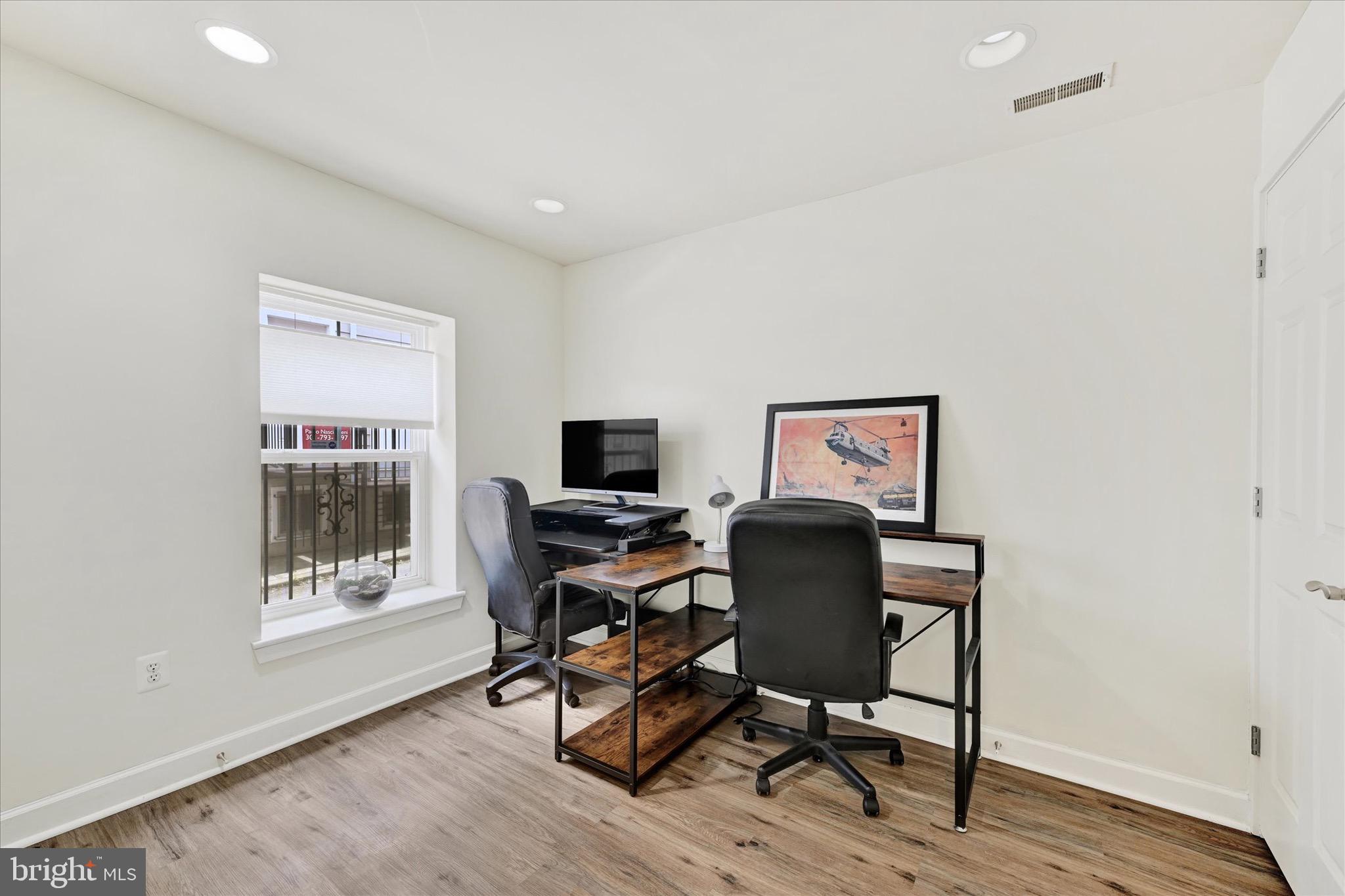BUTCHERS HILL - Residential