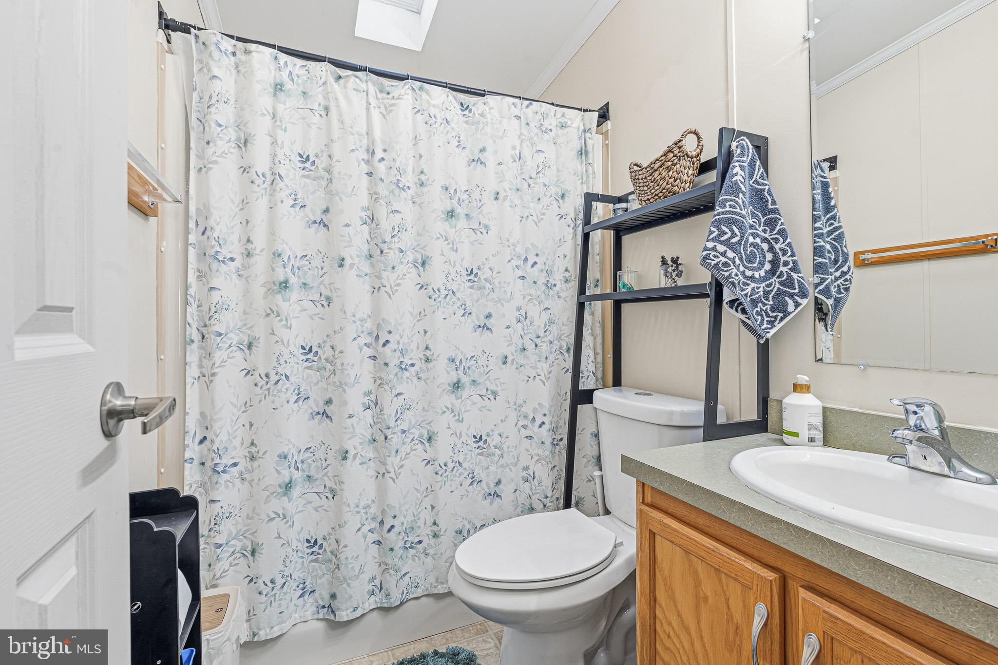 BISCAYNE BAY VILLAGE - Residential