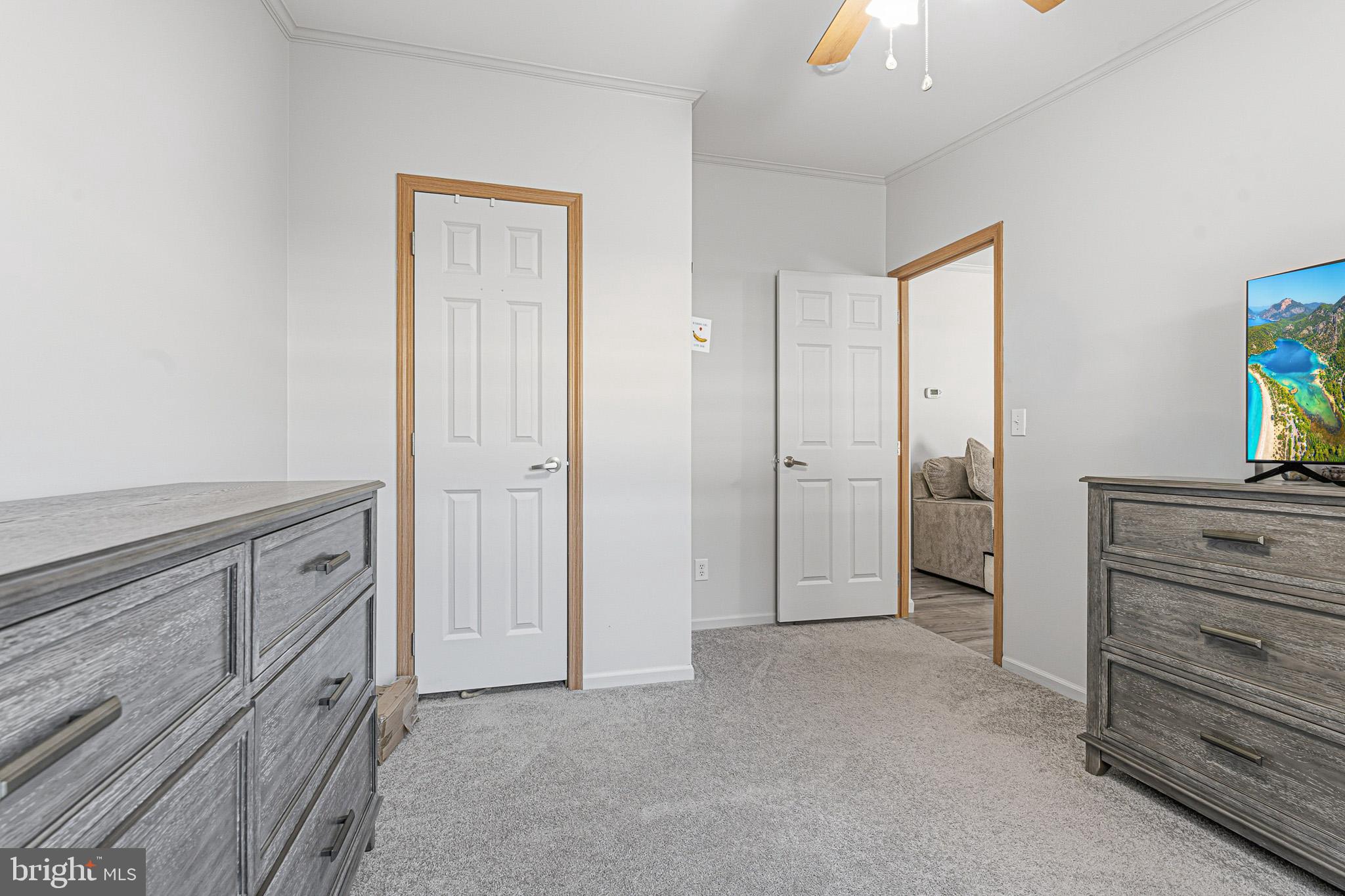 BISCAYNE BAY VILLAGE - Residential