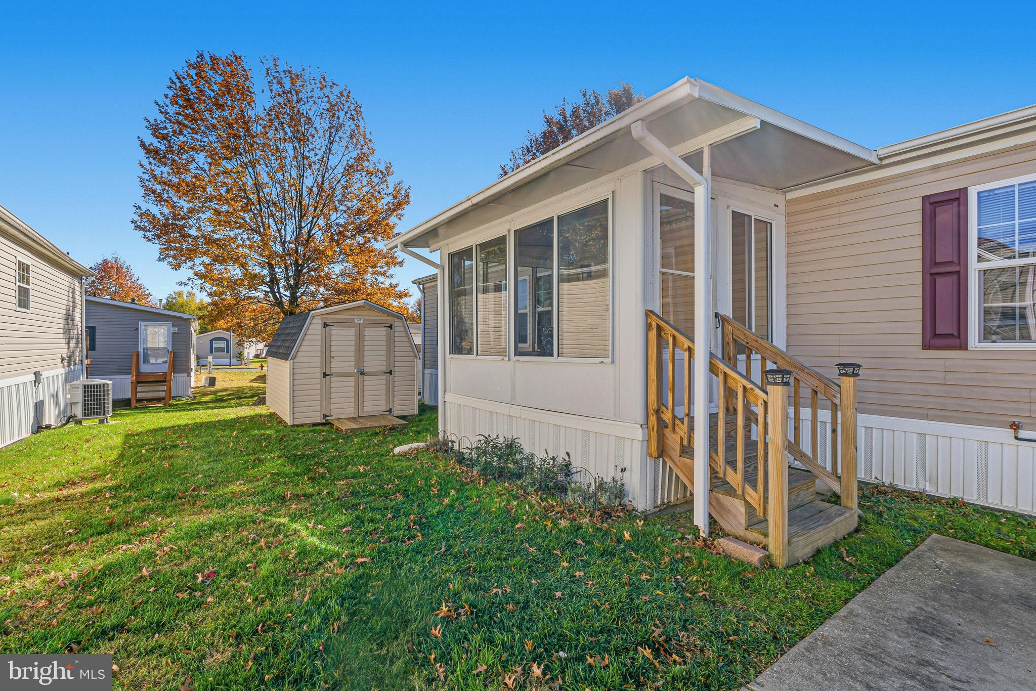 BISCAYNE BAY VILLAGE - Residential