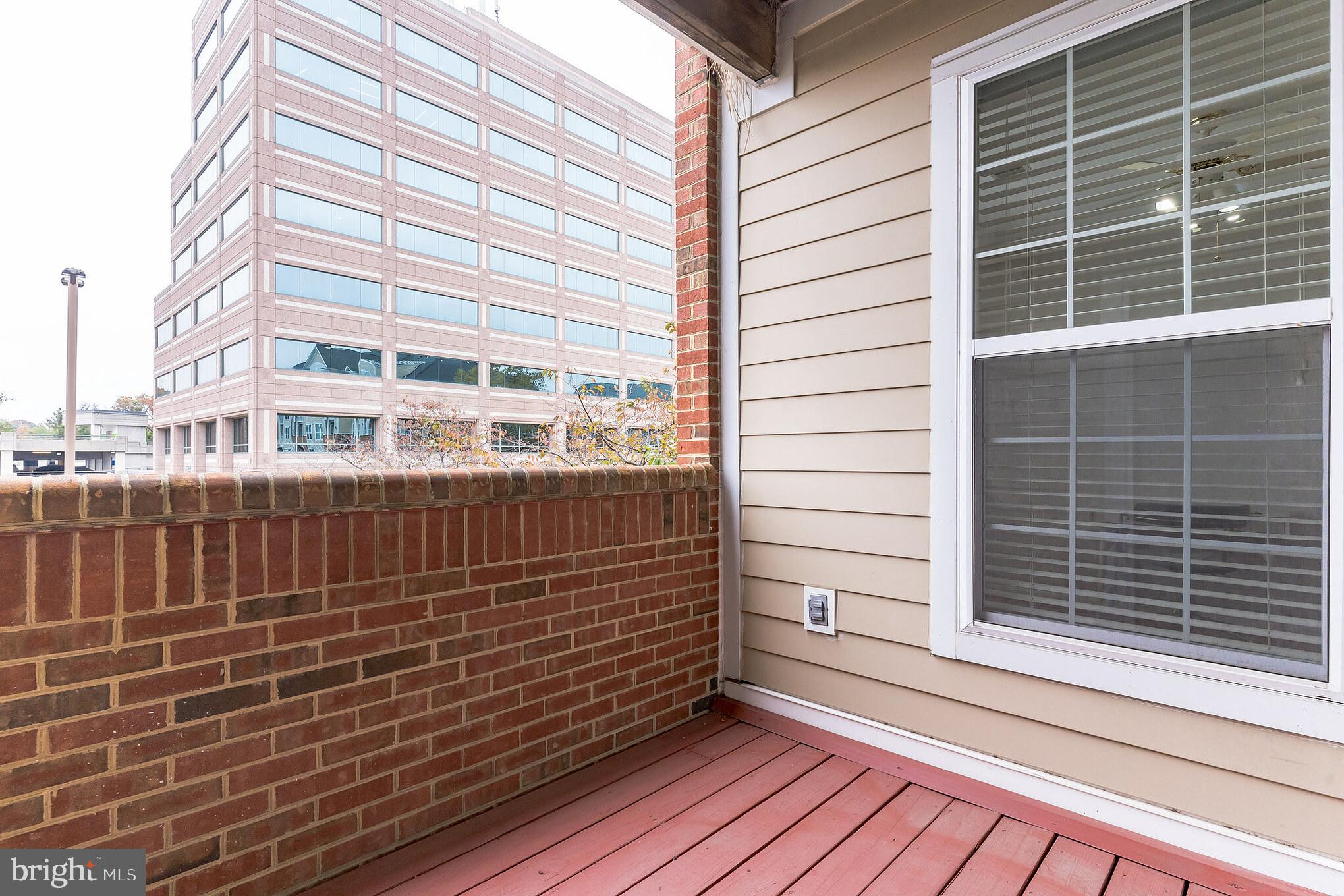 WESTBRIAR CONDOMINIUMS - Residential Lease