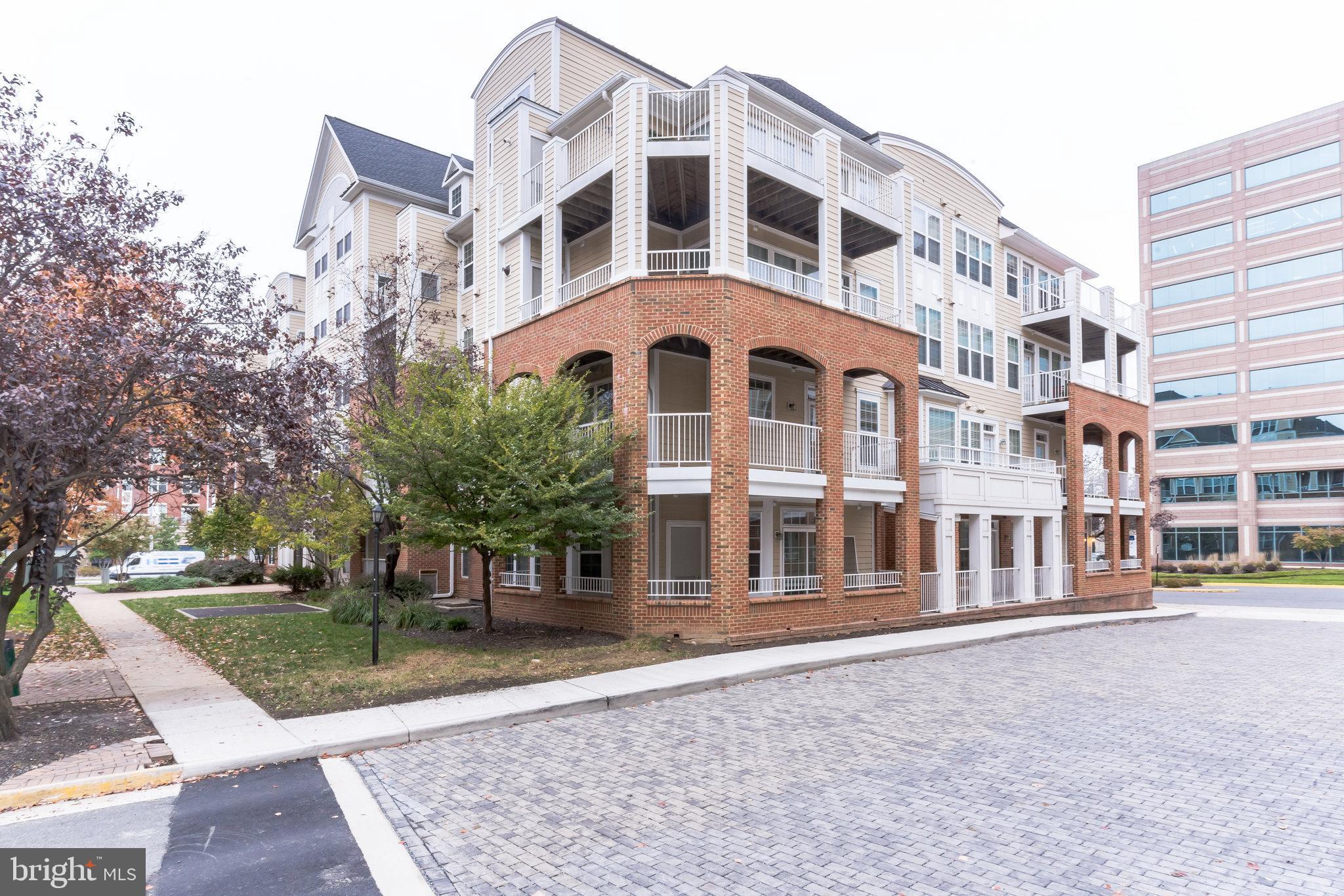 WESTBRIAR CONDOMINIUMS - Residential Lease