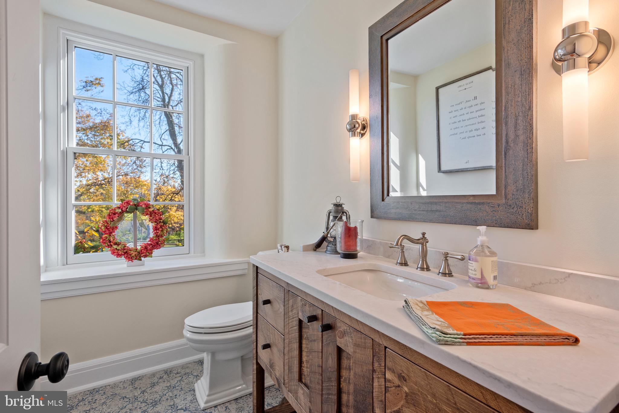 RADNOR HUNT - Residential