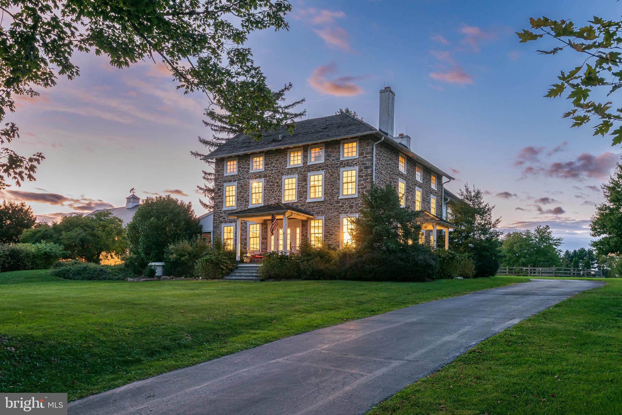 RADNOR HUNT - Residential