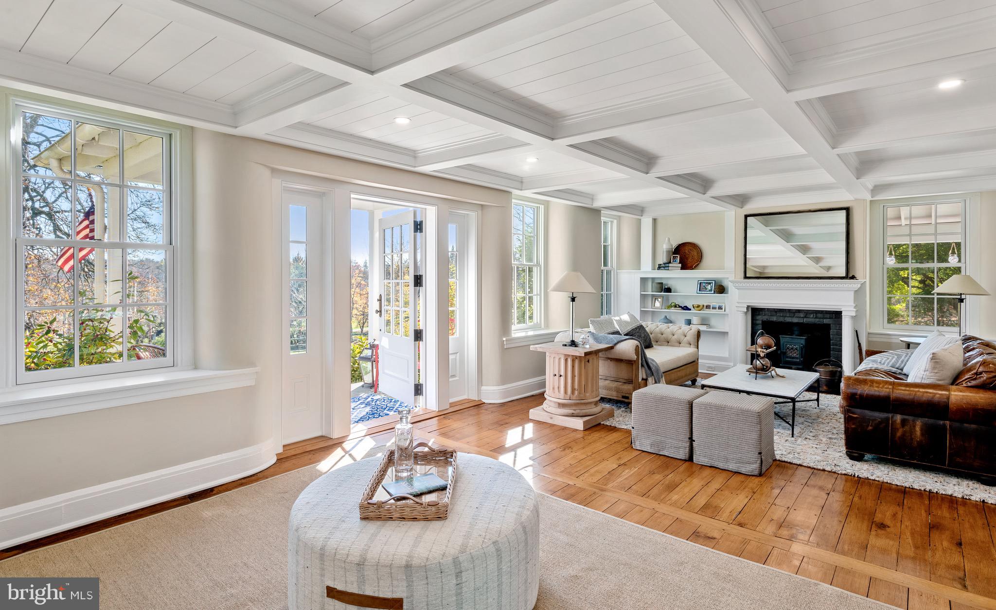 RADNOR HUNT - Residential