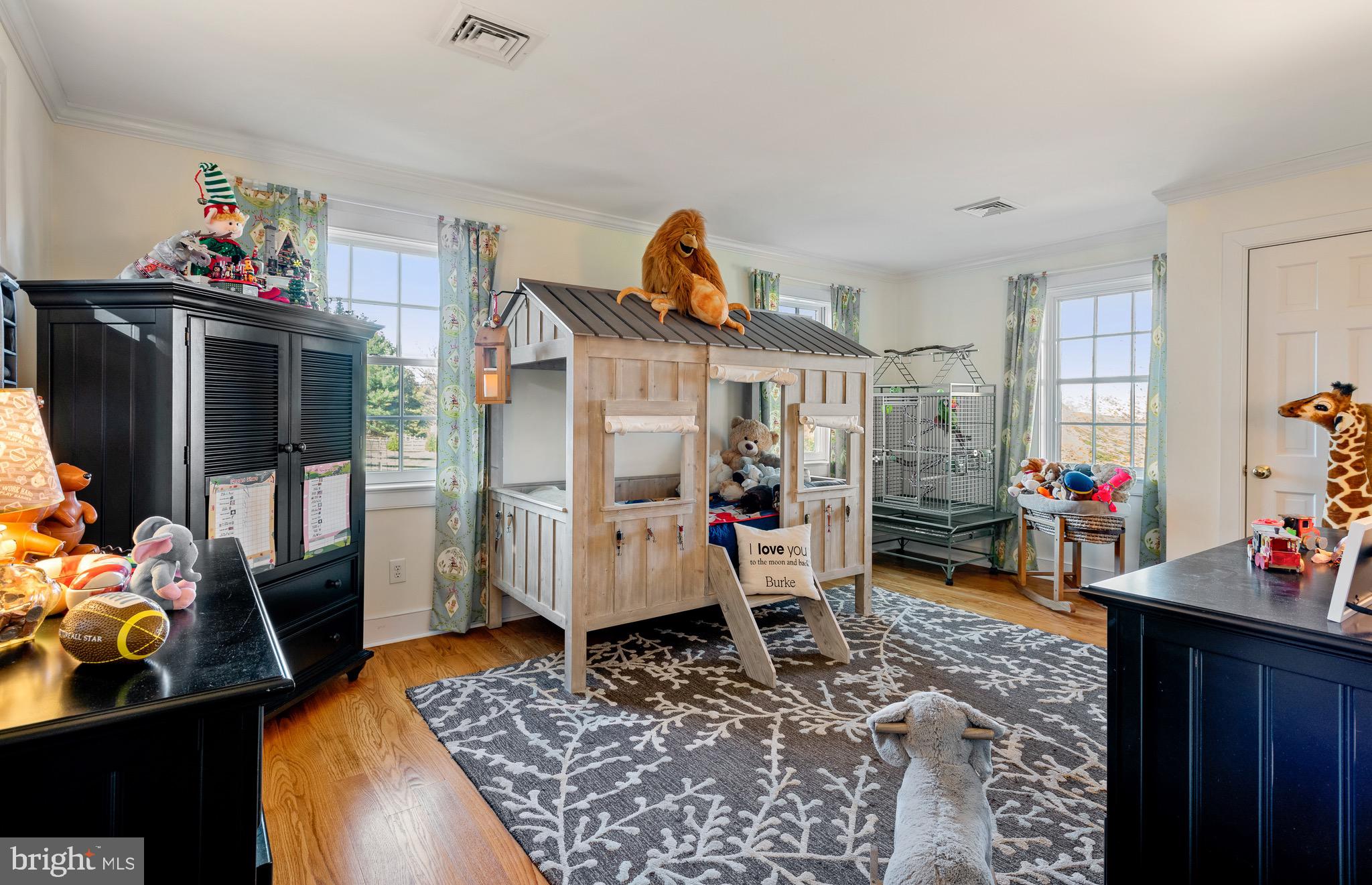 RADNOR HUNT - Residential