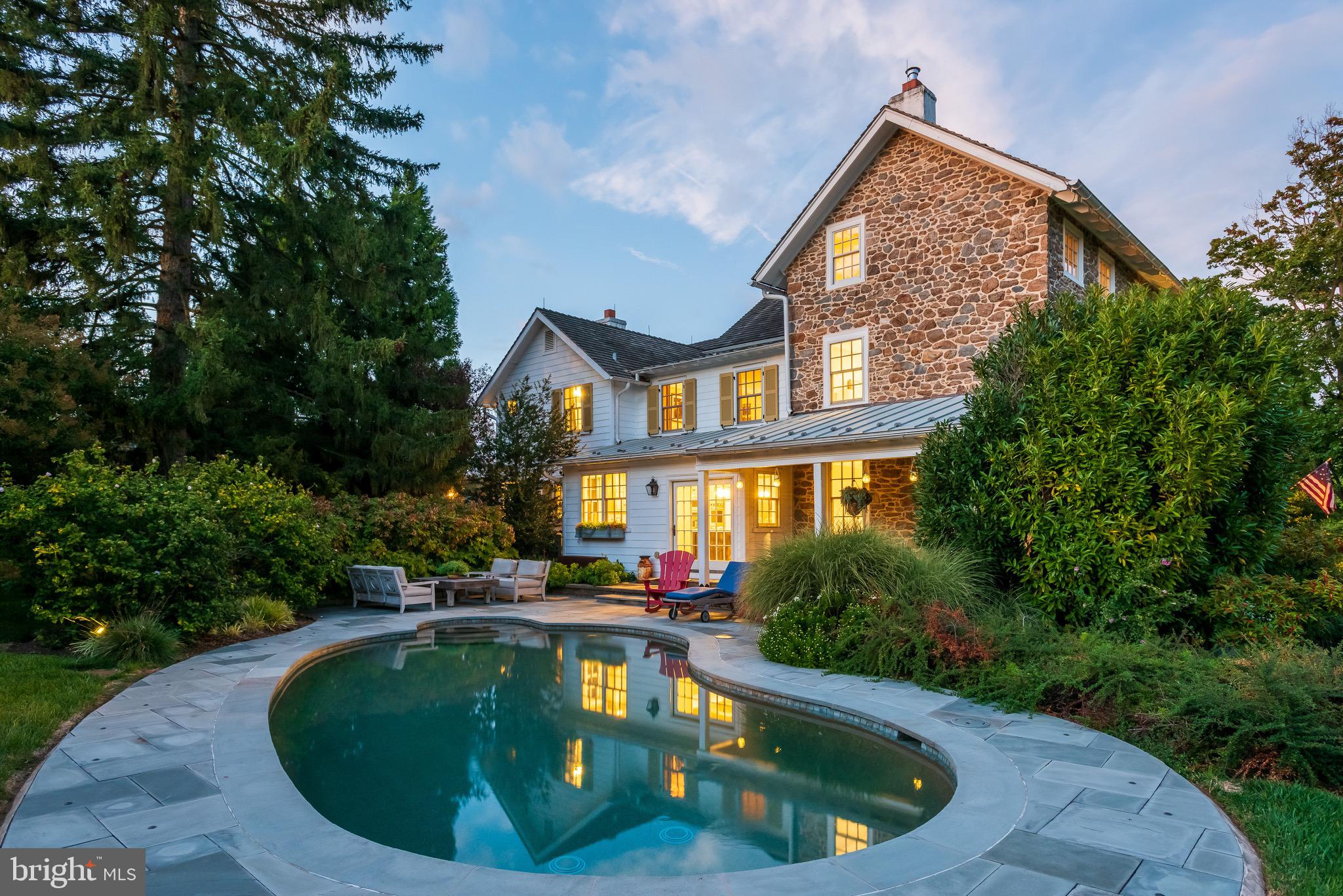 RADNOR HUNT - Residential