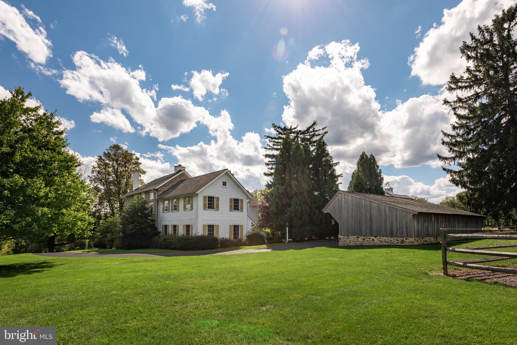 RADNOR HUNT - Residential