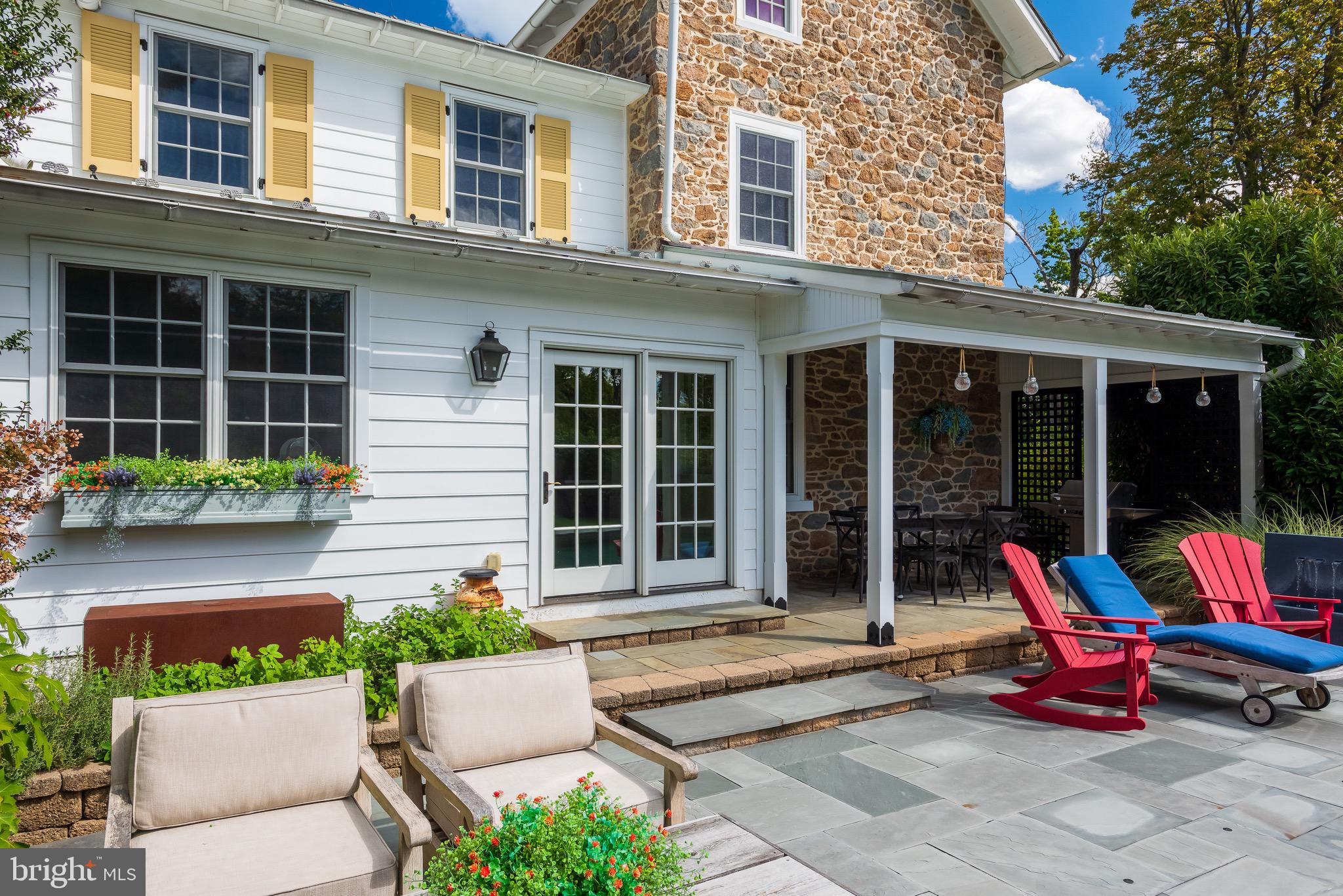 RADNOR HUNT - Residential