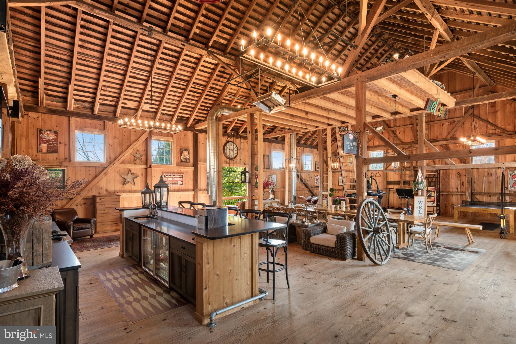 RADNOR HUNT - Residential