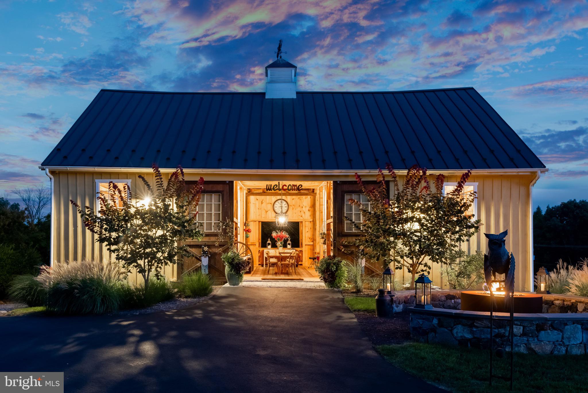 RADNOR HUNT - Residential