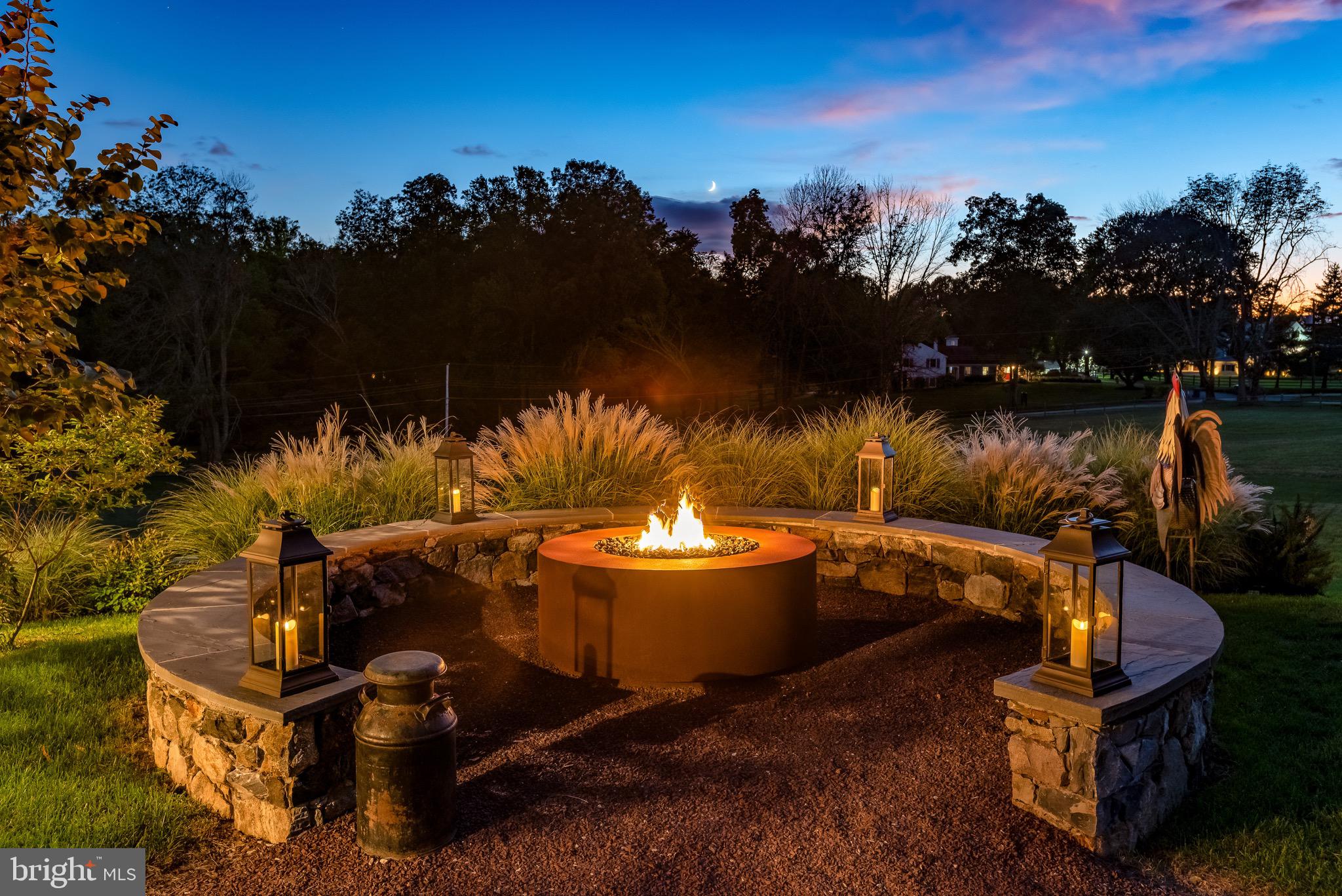 RADNOR HUNT - Residential