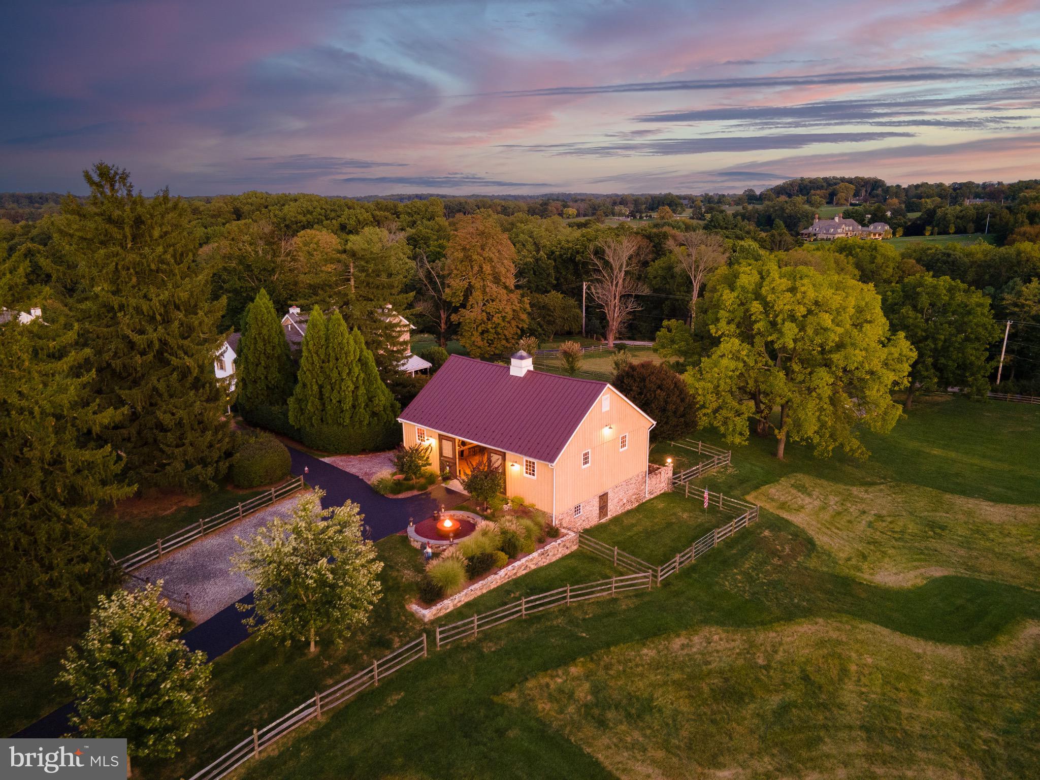 RADNOR HUNT - Residential