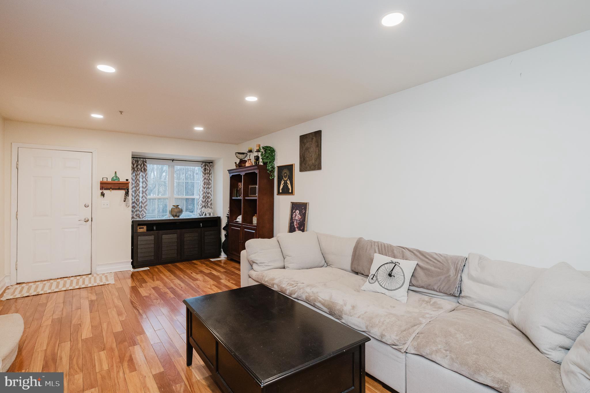 HARFORD TOWN - Residential