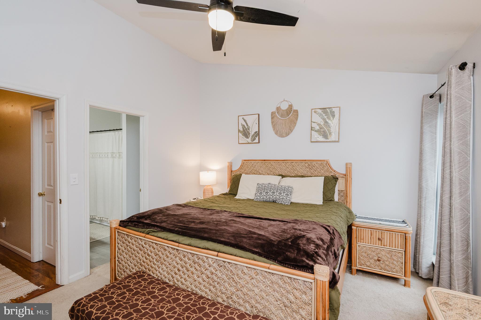 HARFORD TOWN - Residential