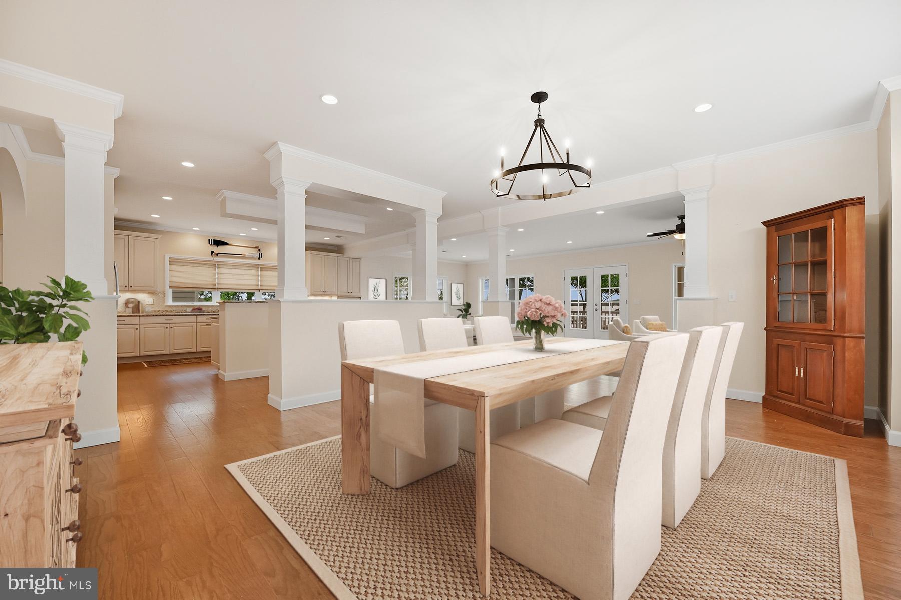 MAGOTHY MANOR - Residential