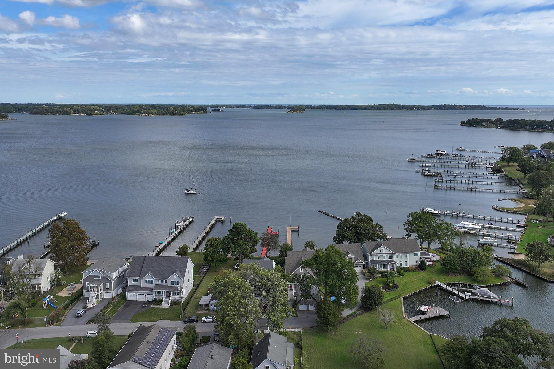 817 RIVERSIDE DRIVE