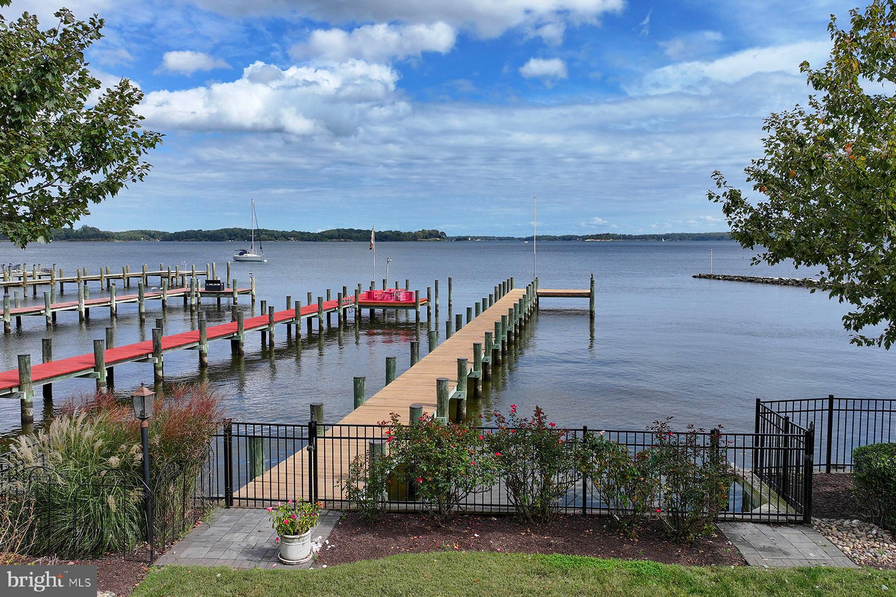 817 RIVERSIDE DRIVE