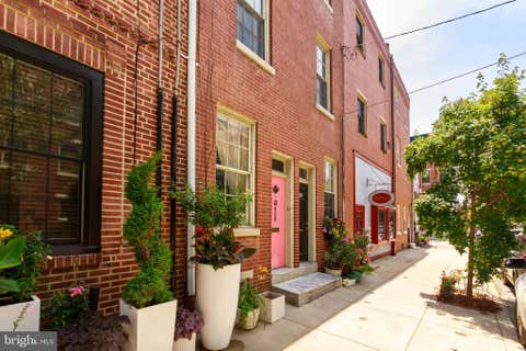 Townhouse For Sale - 829 S 2nd Street<br/> PHILADELPHIA, PA 19147