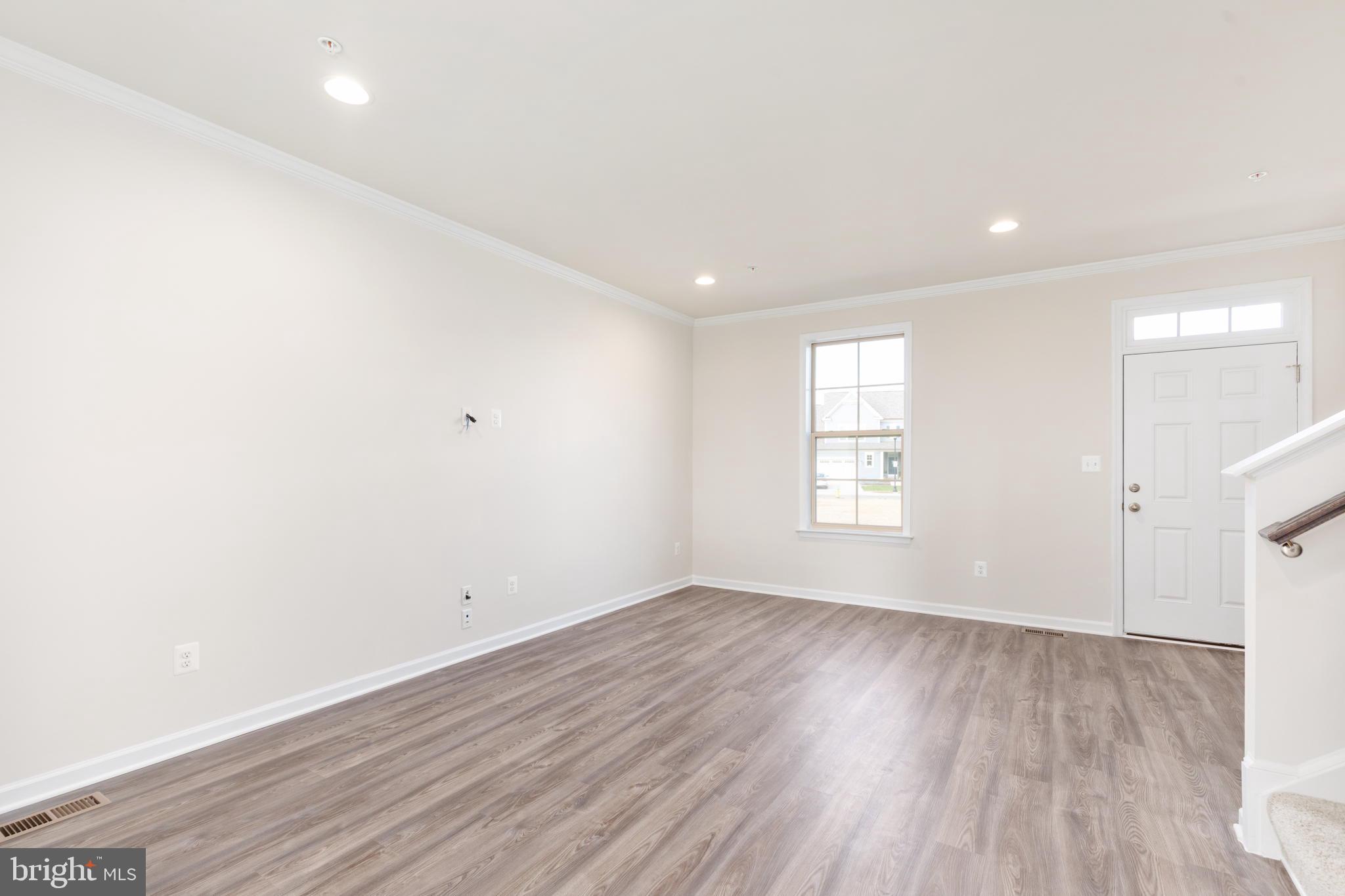 TUSCARORA CREEK - Residential Lease