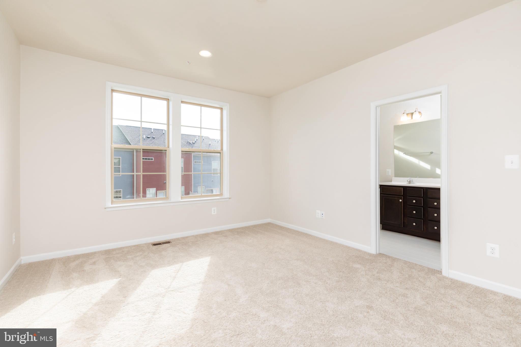 TUSCARORA CREEK - Residential Lease