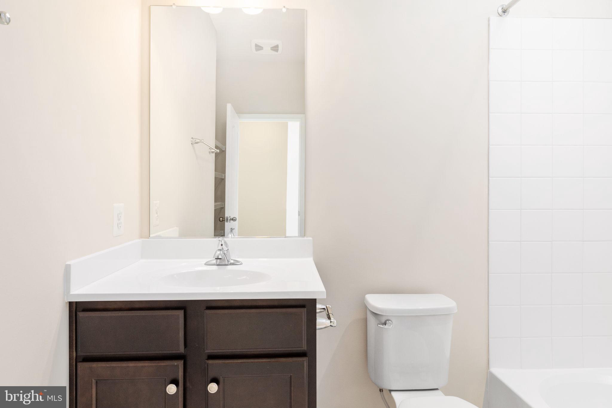 TUSCARORA CREEK - Residential Lease