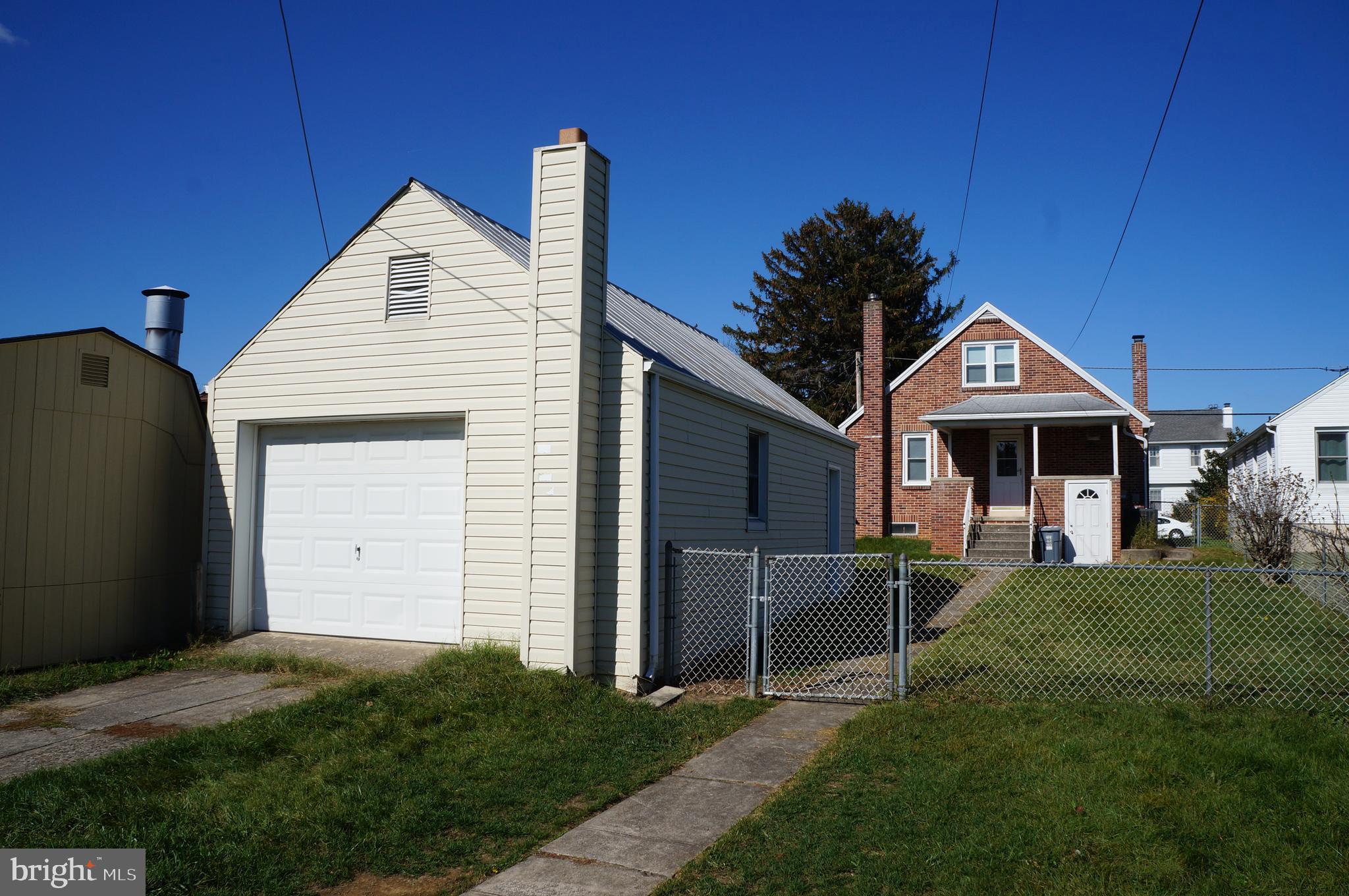 MCSHERRYSTOWN - Residential