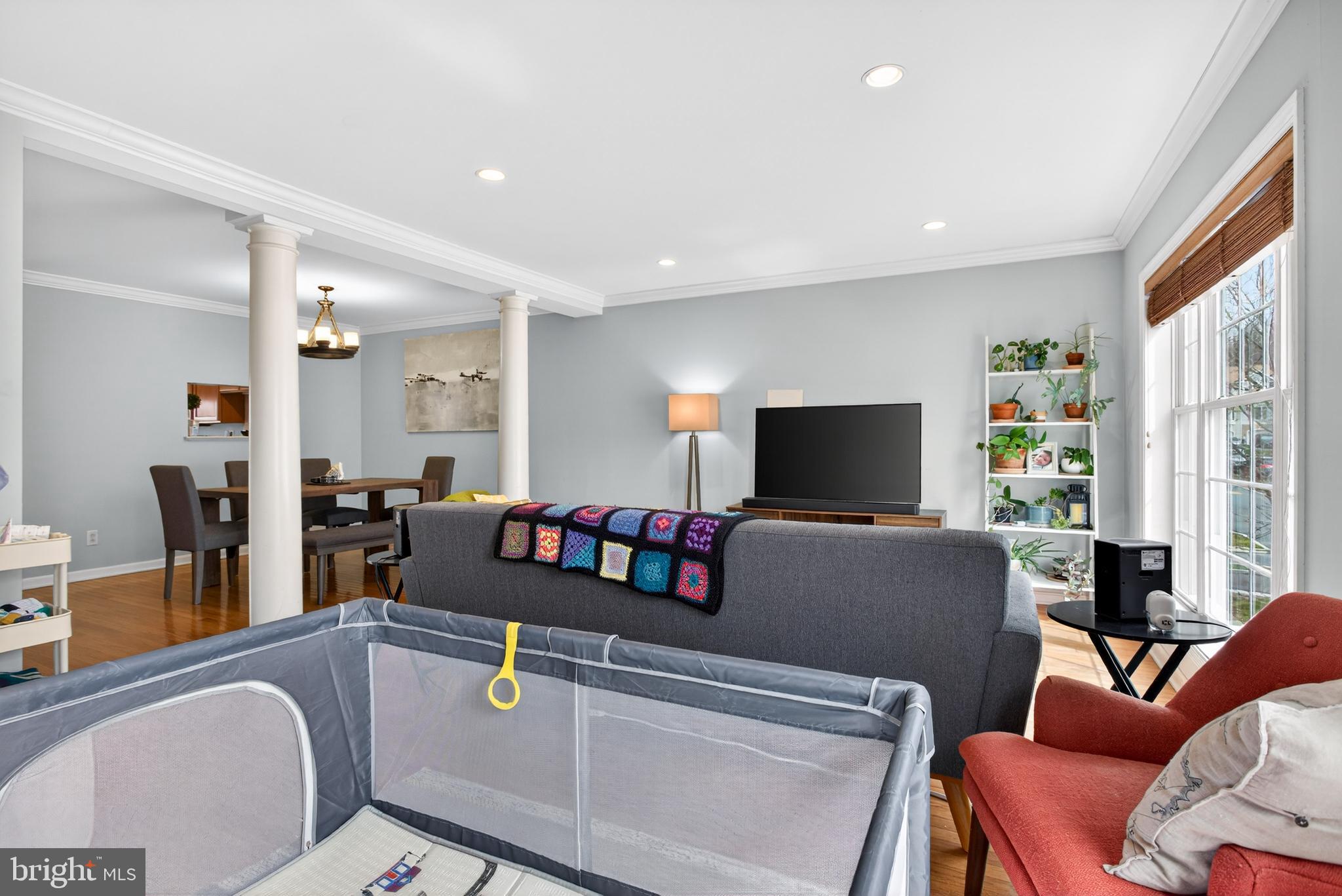 ROXBOROUGH - Residential