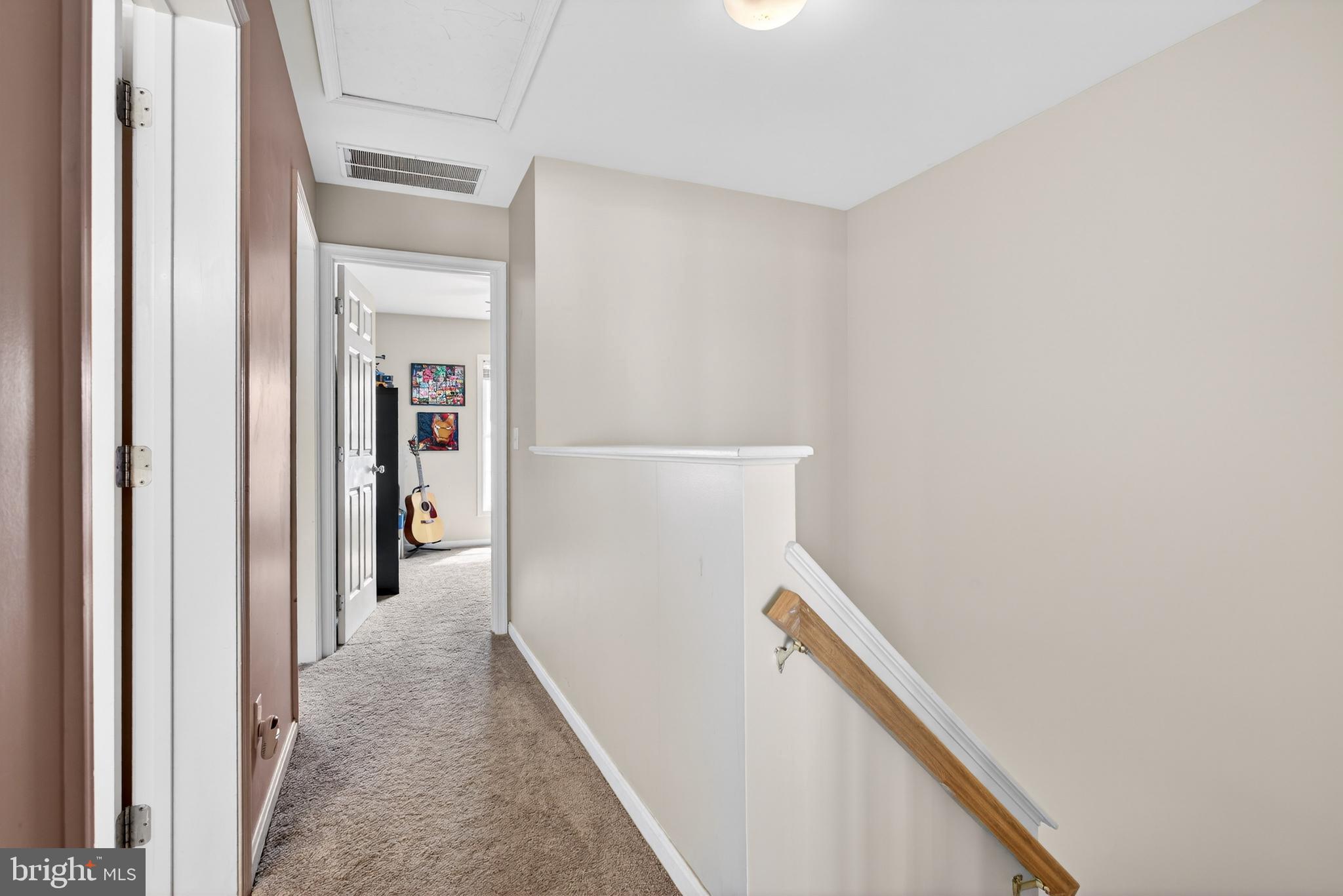 ROXBOROUGH - Residential