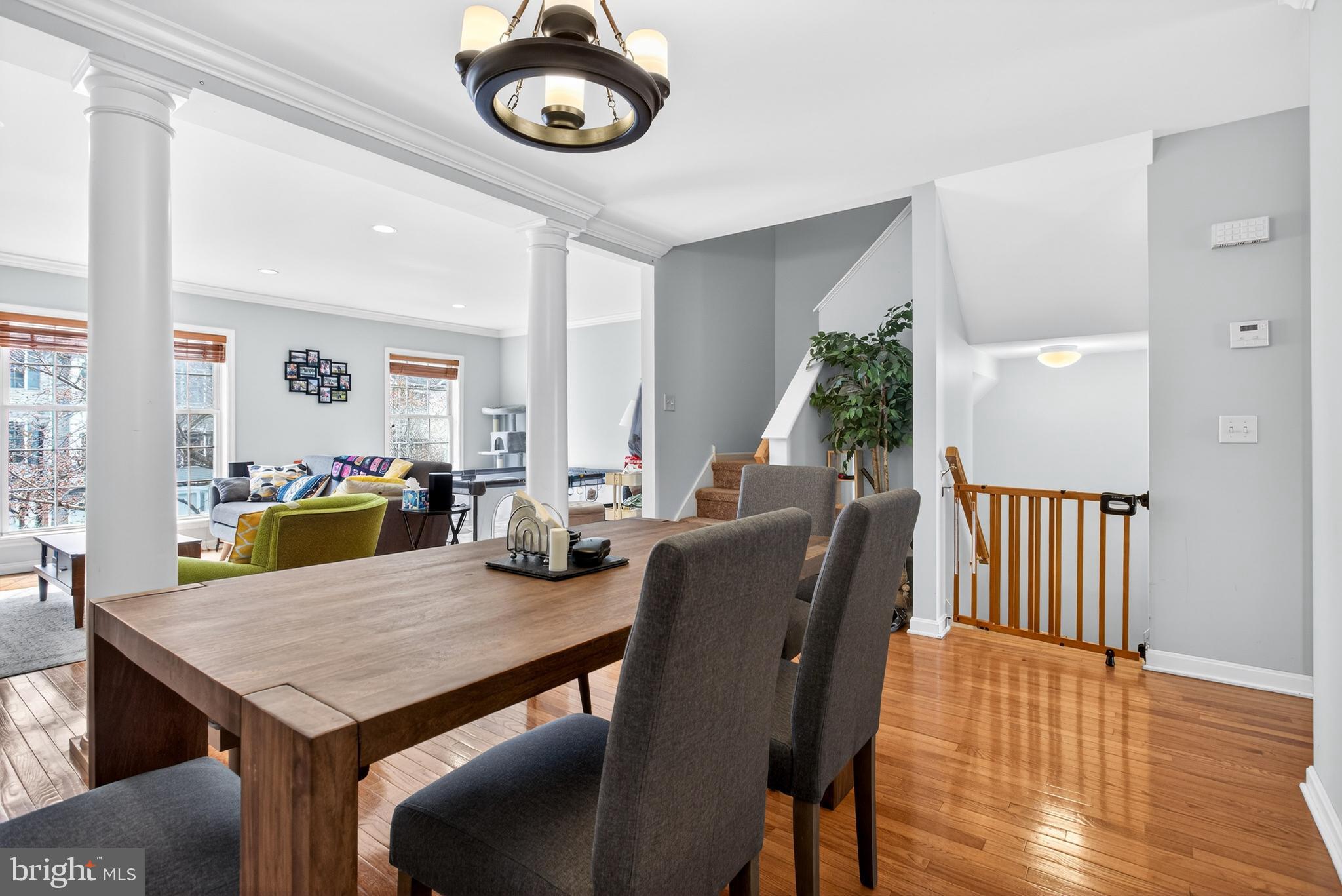 ROXBOROUGH - Residential