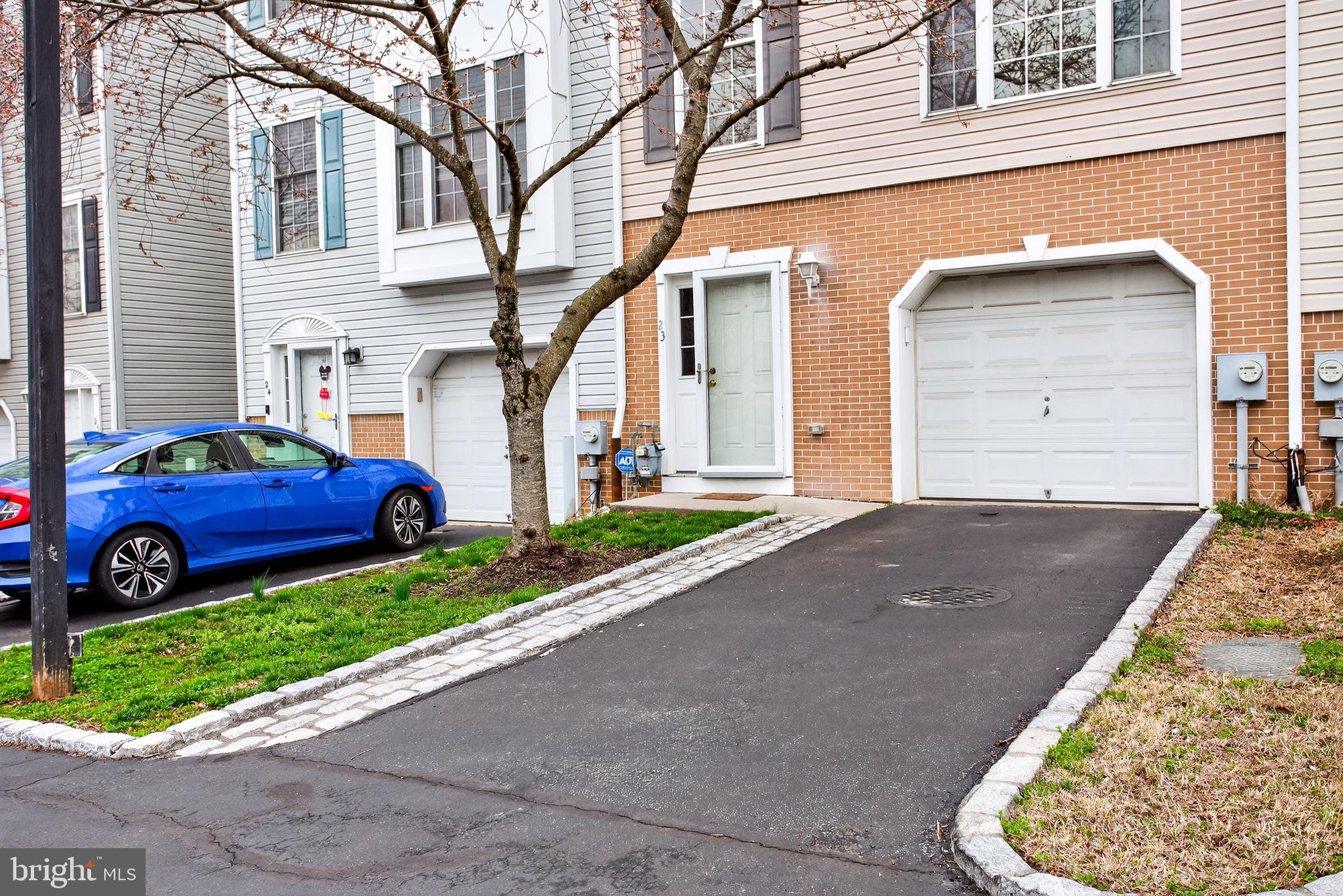 100 PARKER AVENUE 23