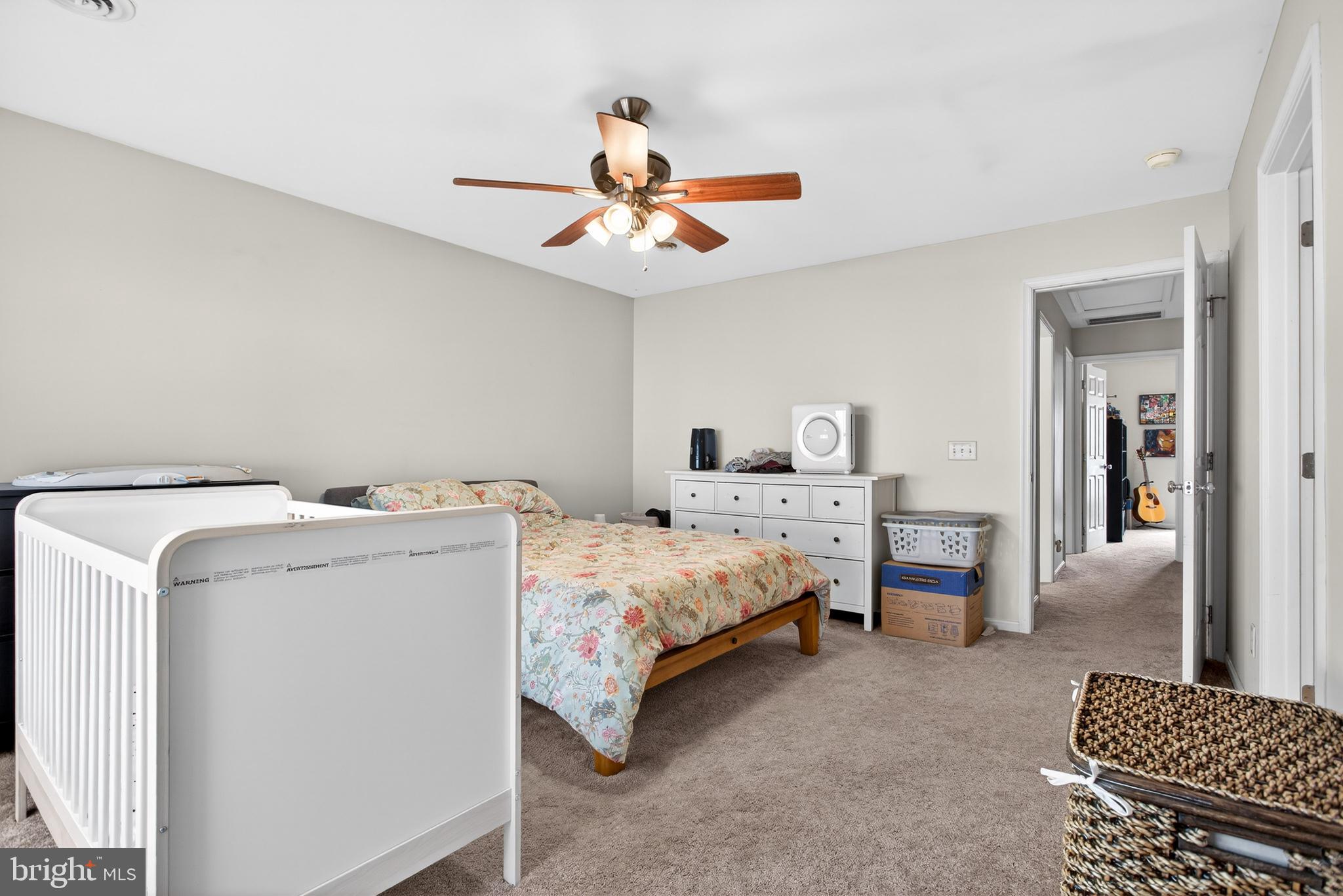 ROXBOROUGH - Residential