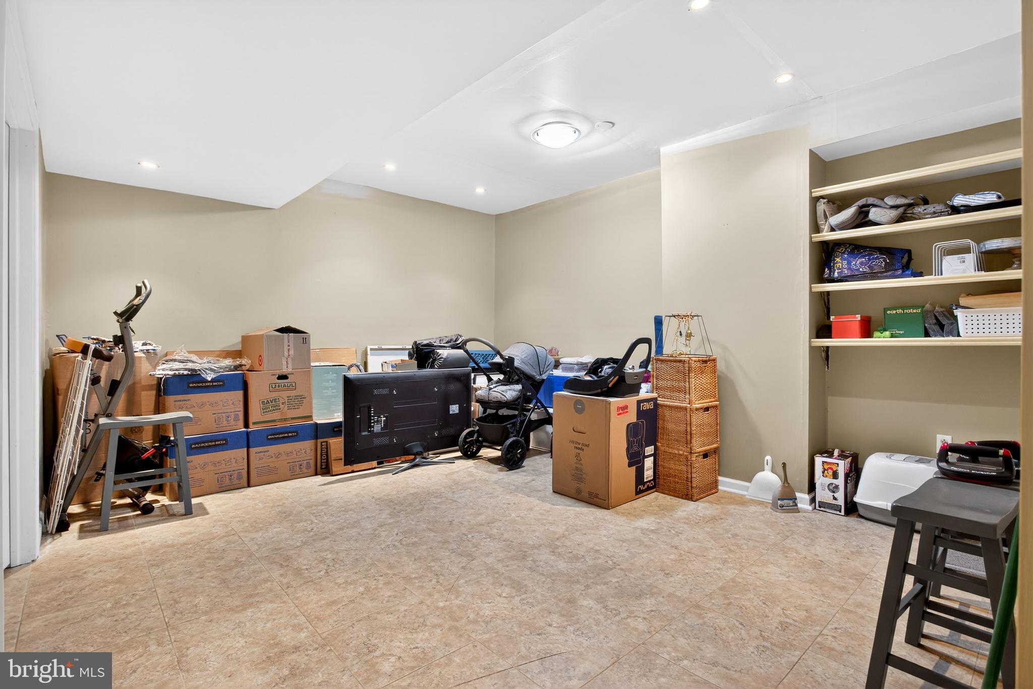 ROXBOROUGH - Residential