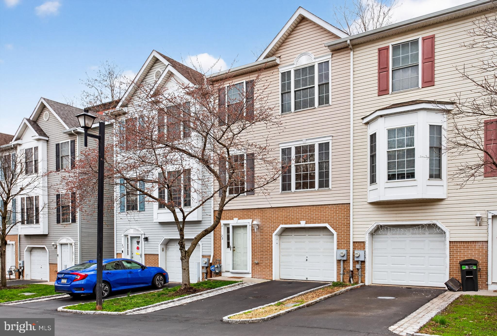 100 PARKER AVENUE 23