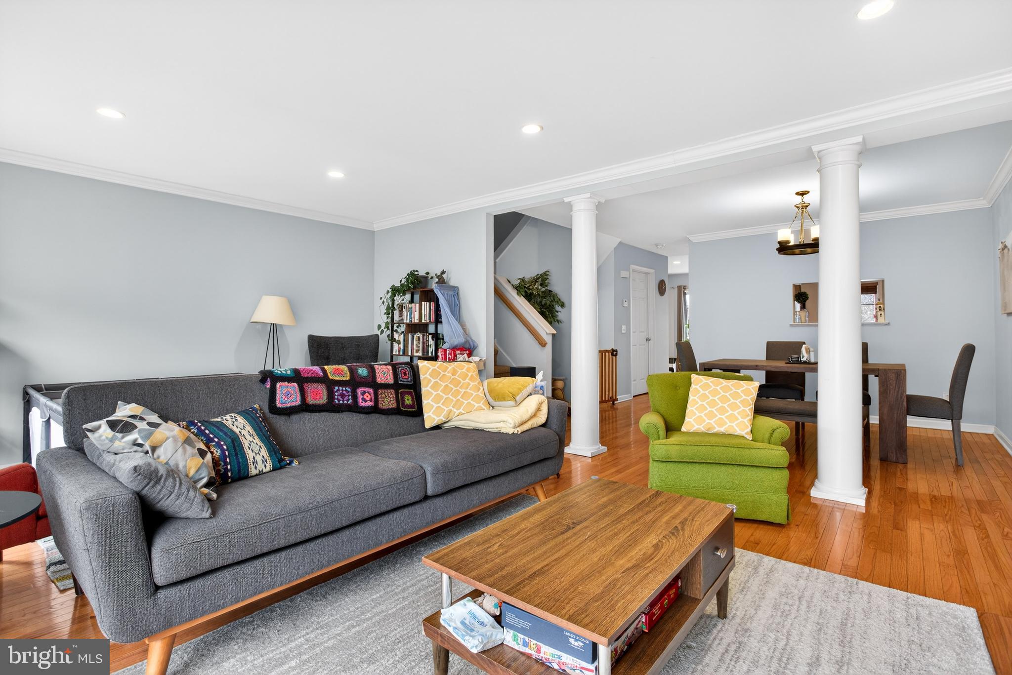 ROXBOROUGH - Residential