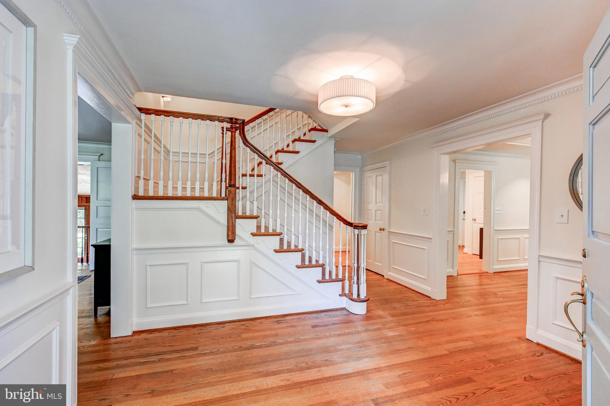 MURRAY HILL - Residential