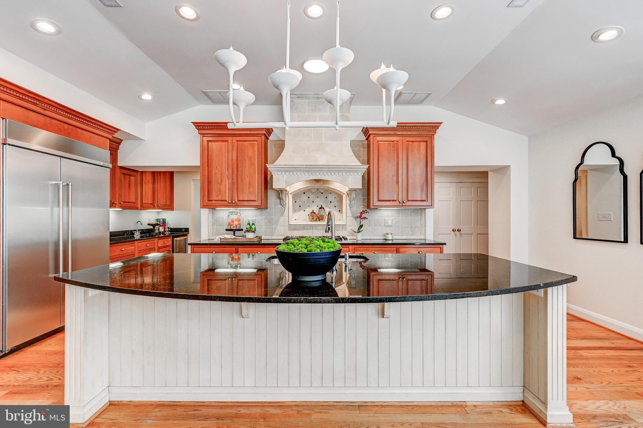 MURRAY HILL - Residential